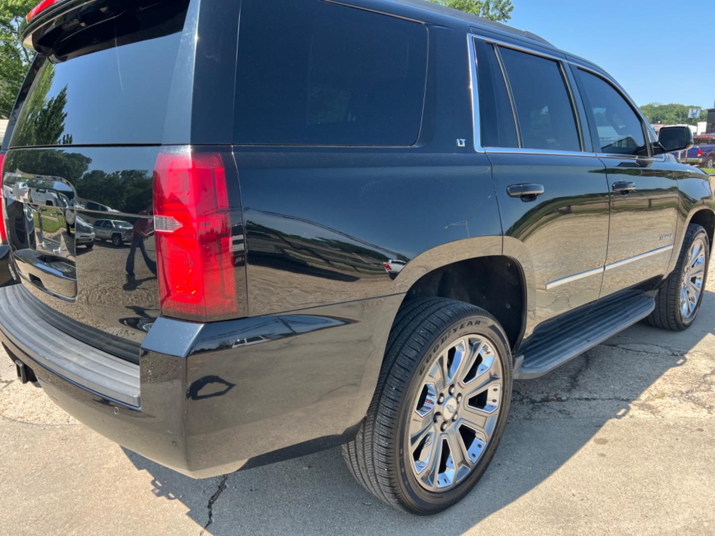 2015 Black /Black Chevrolet Tahoe LT (1GNSCBKC4FR) with an 5.3 V8 engine, Automatic transmission, located at 4520 Airline Hwy, Baton Rouge, LA, 70805, (225) 357-1497, 30.509325, -91.145432 - 2015 Chevy Tahoe LT No Accidents 5.3 V8 Gas, 136K Miles, Heated Leather Seats, 8 Passenger Seating, DVD, Backup Camera, Power Windows, Locks & Mirrors, Cold A/C, Bose, Power Liftgate. FOR INFO PLEASE CONTACT JEFF AT 225 357-1497 CHECK OUT OUR A+ RATING WITH THE BETTER BUSINESS BUREAU WE HAVE BE - Photo#5